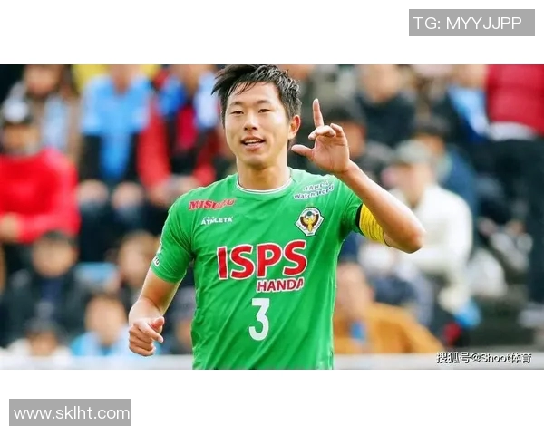 爱媛队与福冈黄峰的激烈对决展现足球魅力与团队精神的巅峰时刻